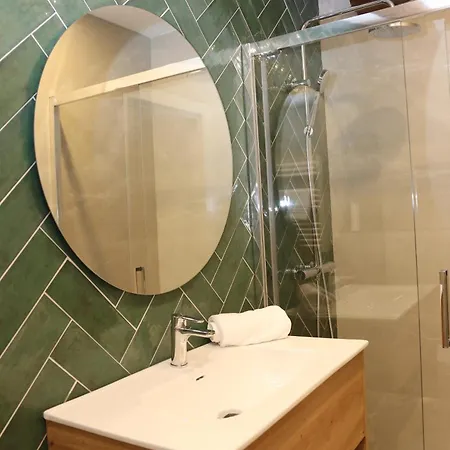 Piso De 3 Frente A La Catedral بلباو