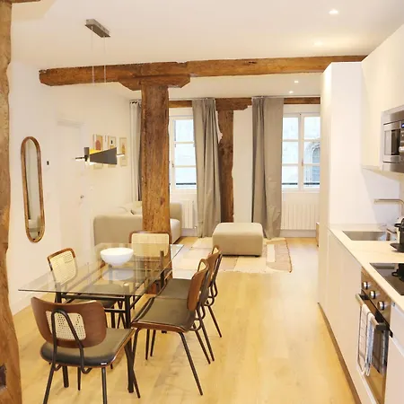 Piso De 3 Frente A La Catedral * بلباو