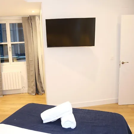 Piso De 3 Frente A La Catedral * Bilbao