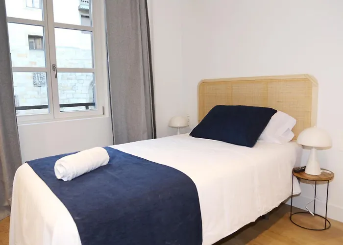 Piso De 3 Frente A La Catedral *