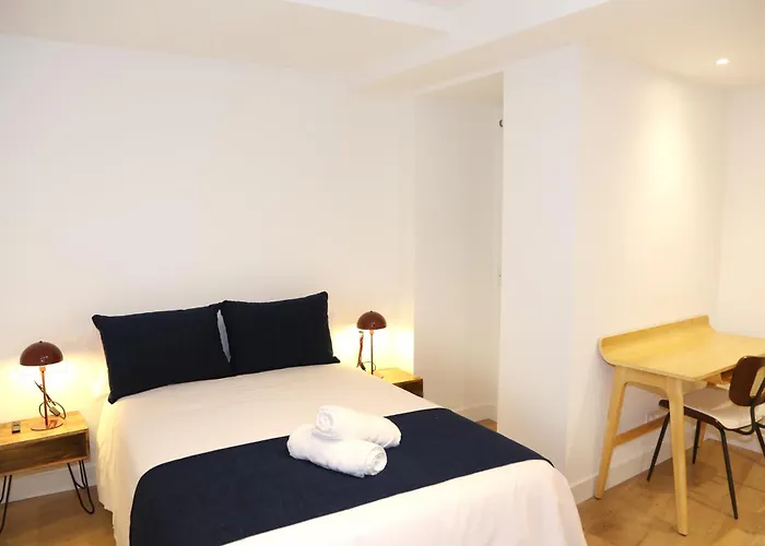 Piso De 3 Frente A La Catedral * Bilbao