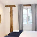 Apartamento Piso De 3 Frente A La Catedral *