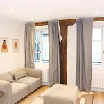 Apartamento Piso De 3 Frente A La Catedral